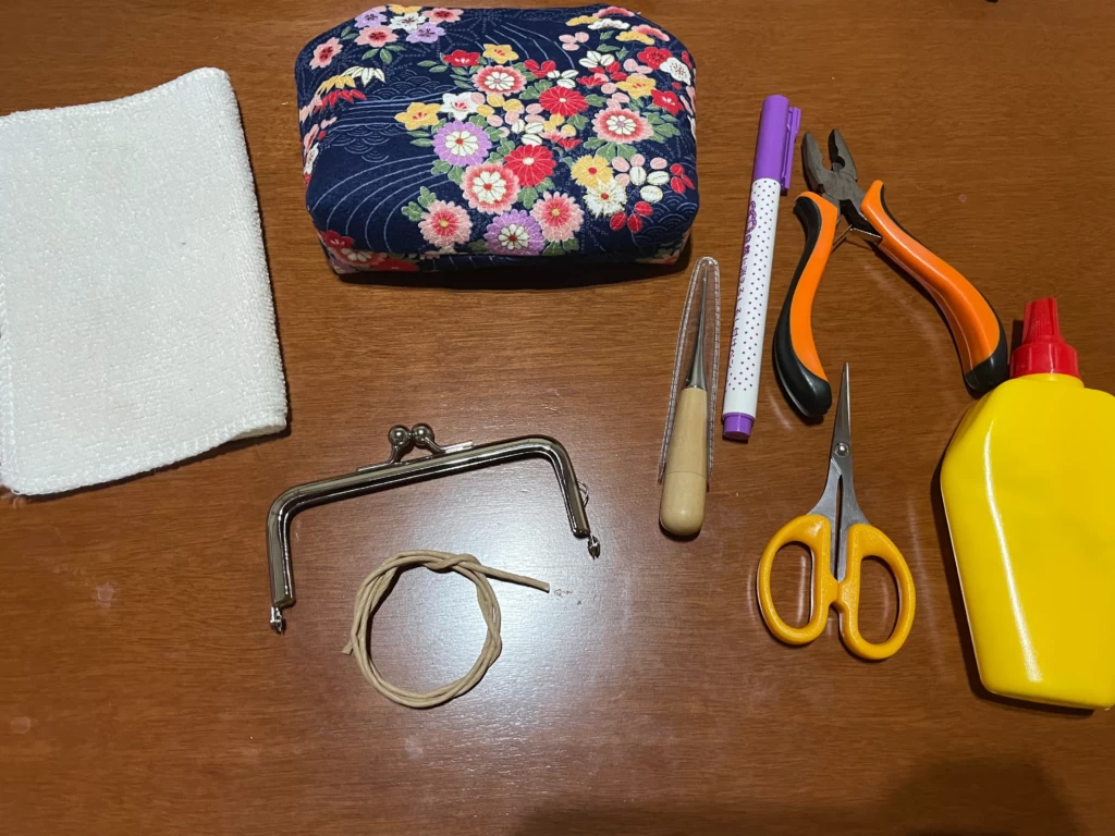 専用！　　がま口ポーチ　ハンドメイド ハンドメイドがま口ポーチ ちいかわ カフェ｜Yahoo!フリマ（旧